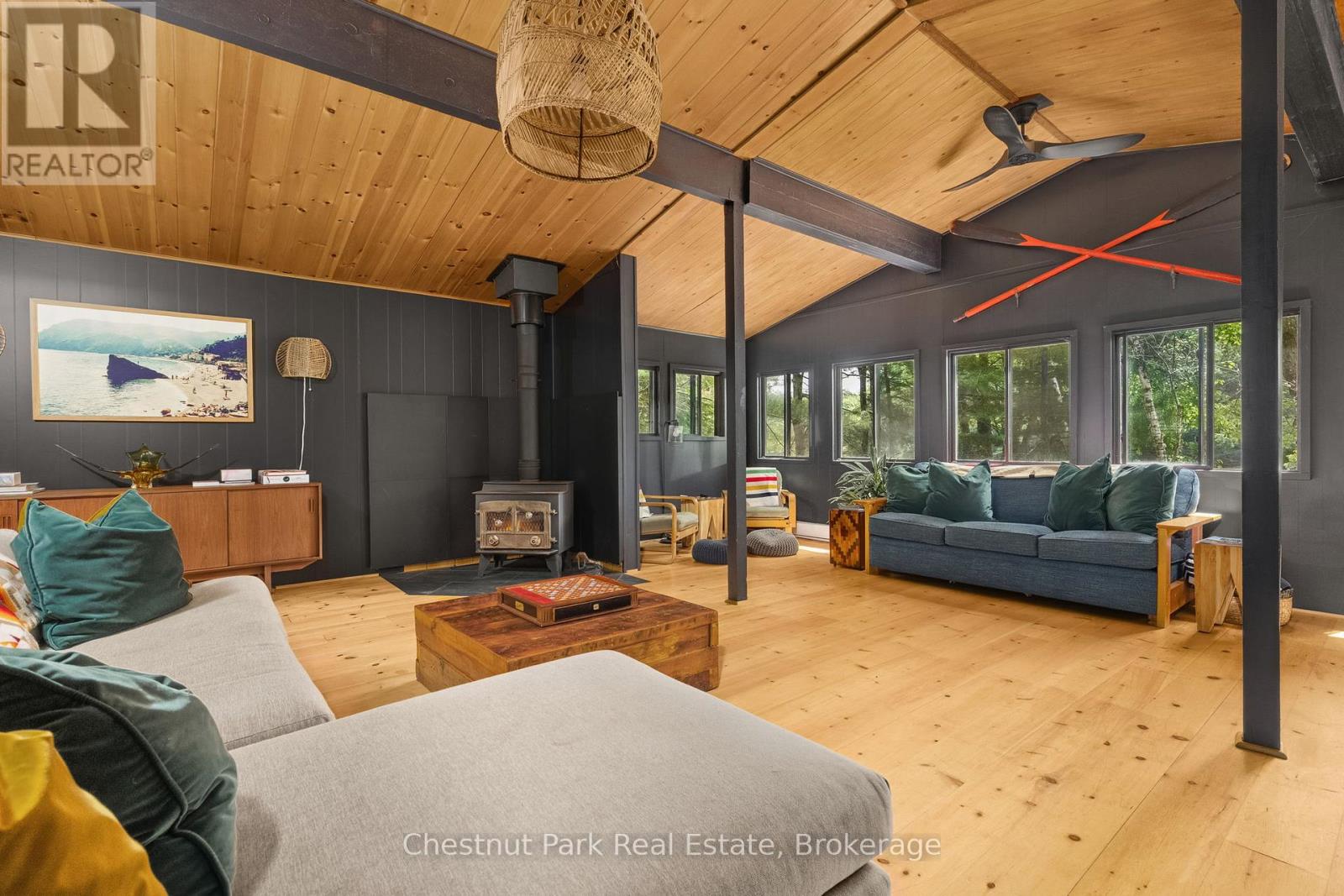 1071 STRACHAN POINT ROAD - 8