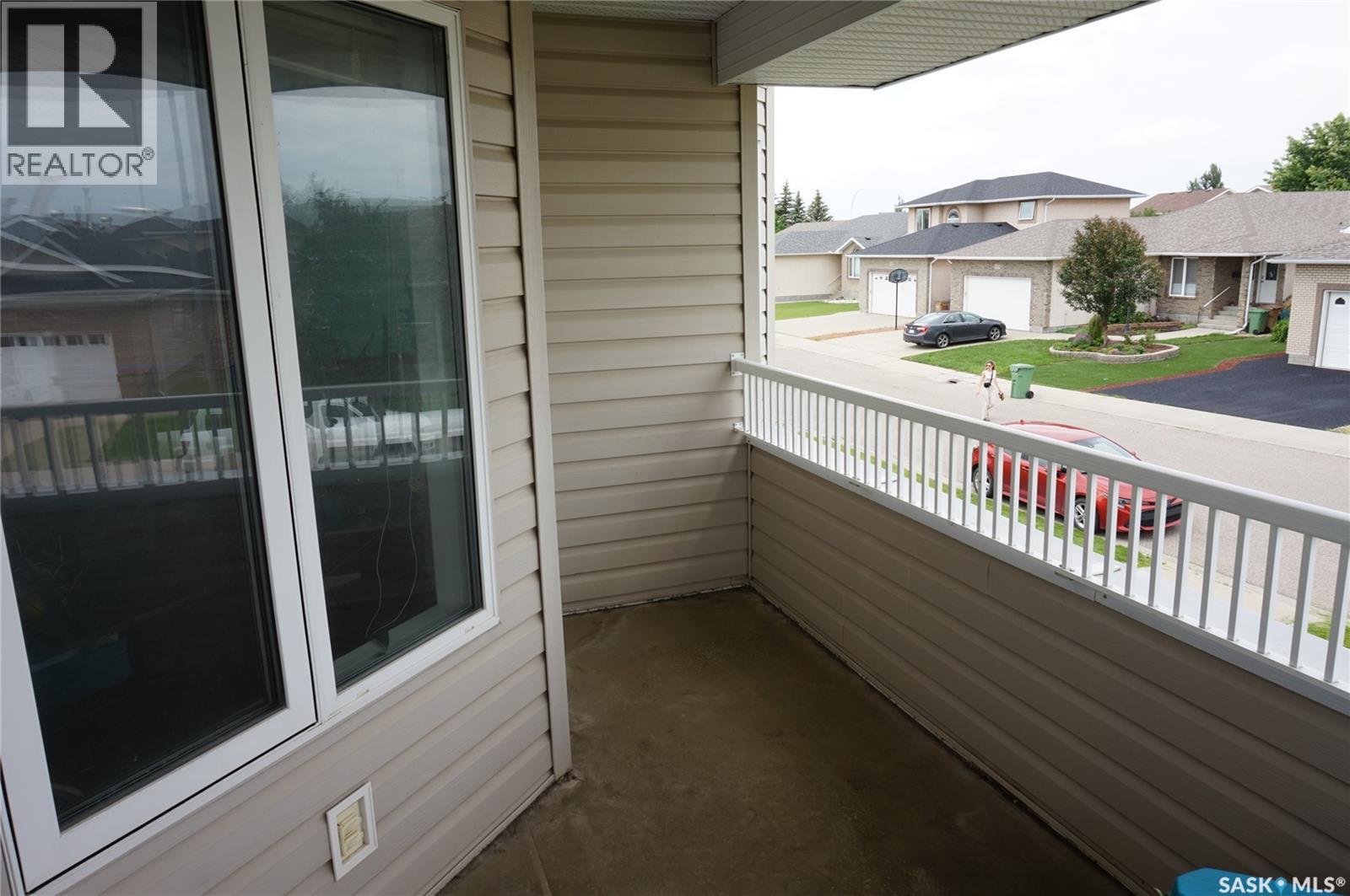 #4080 Buckingham DRIVE E - Image 7