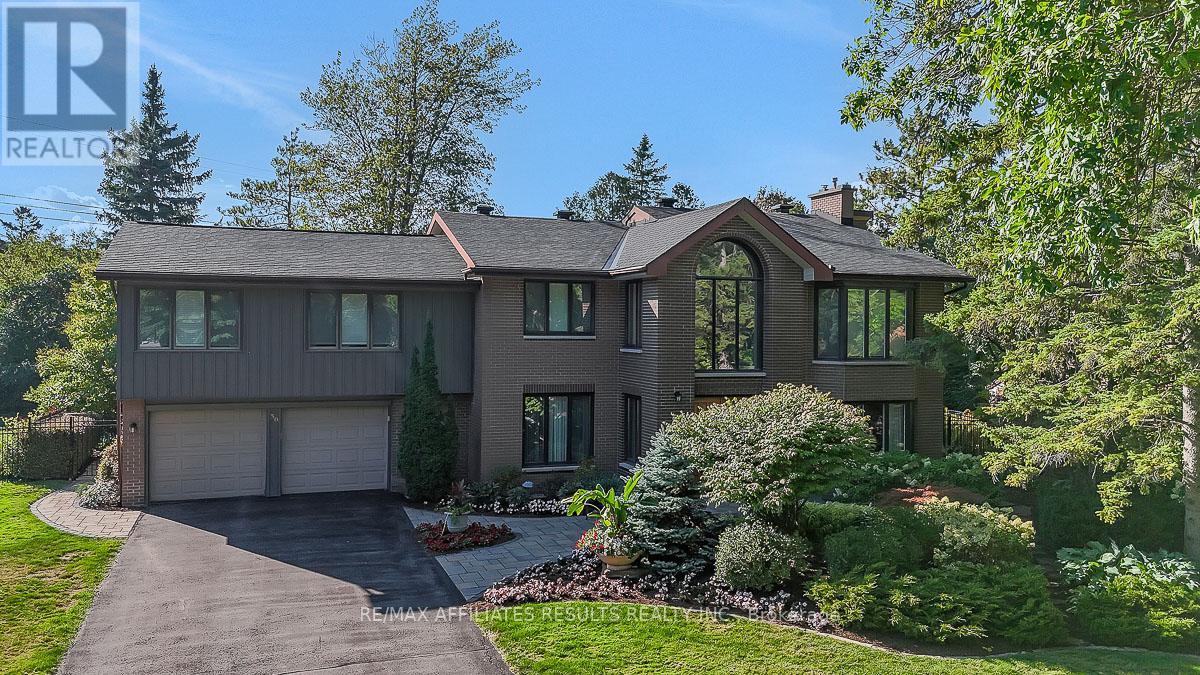 30 PENTLAND CRESCENT - 1