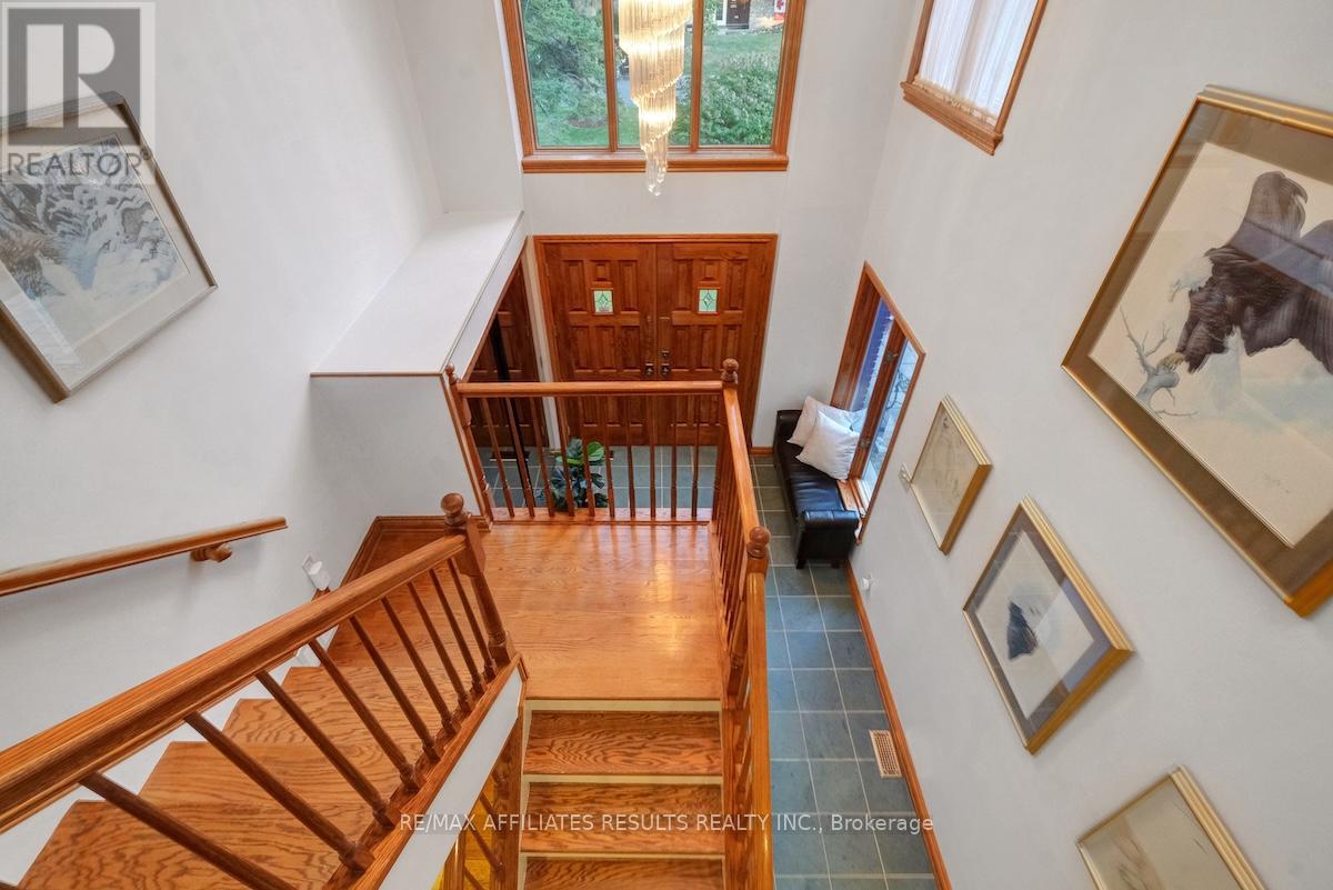 30 PENTLAND CRESCENT - 29