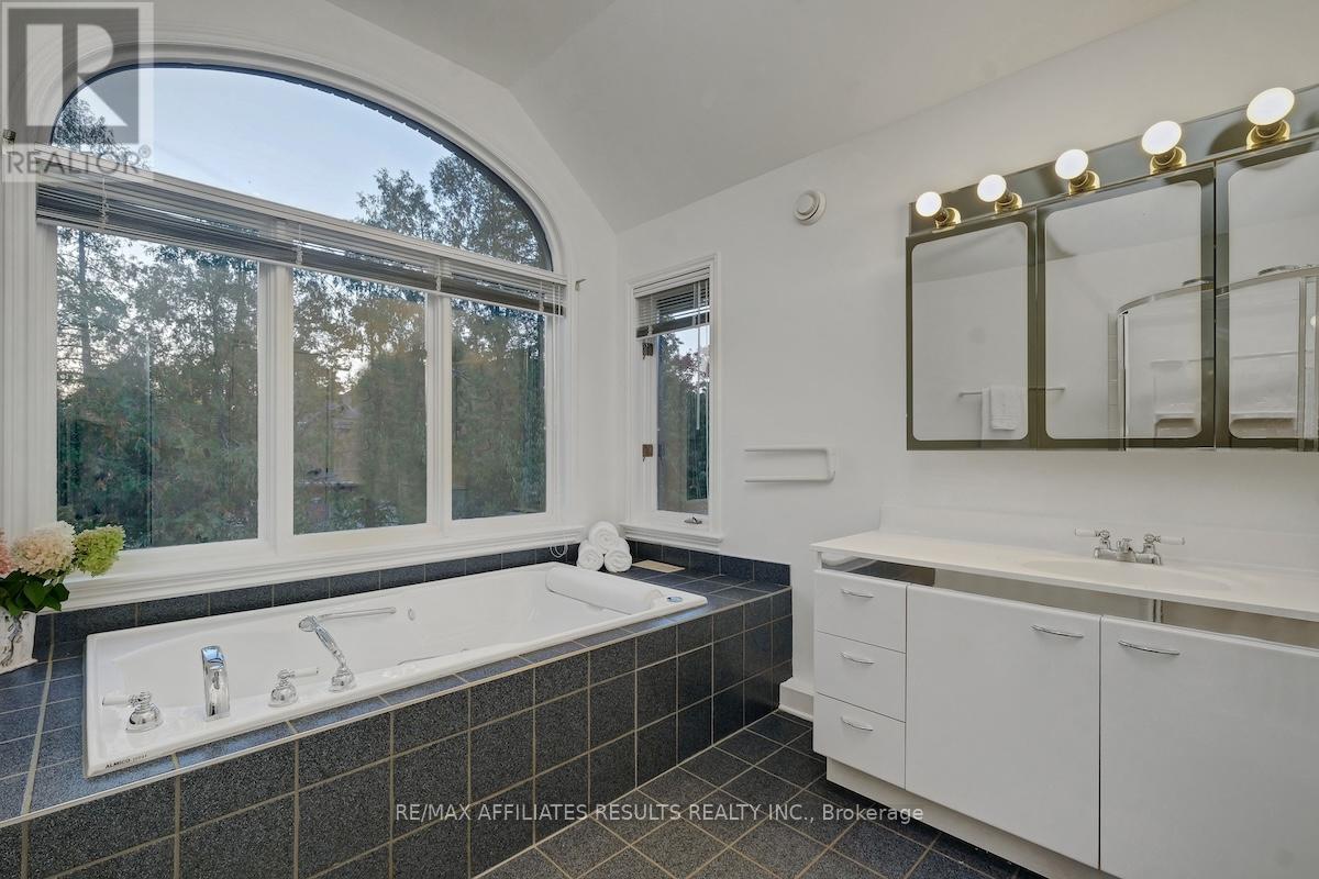 30 PENTLAND CRESCENT - 40