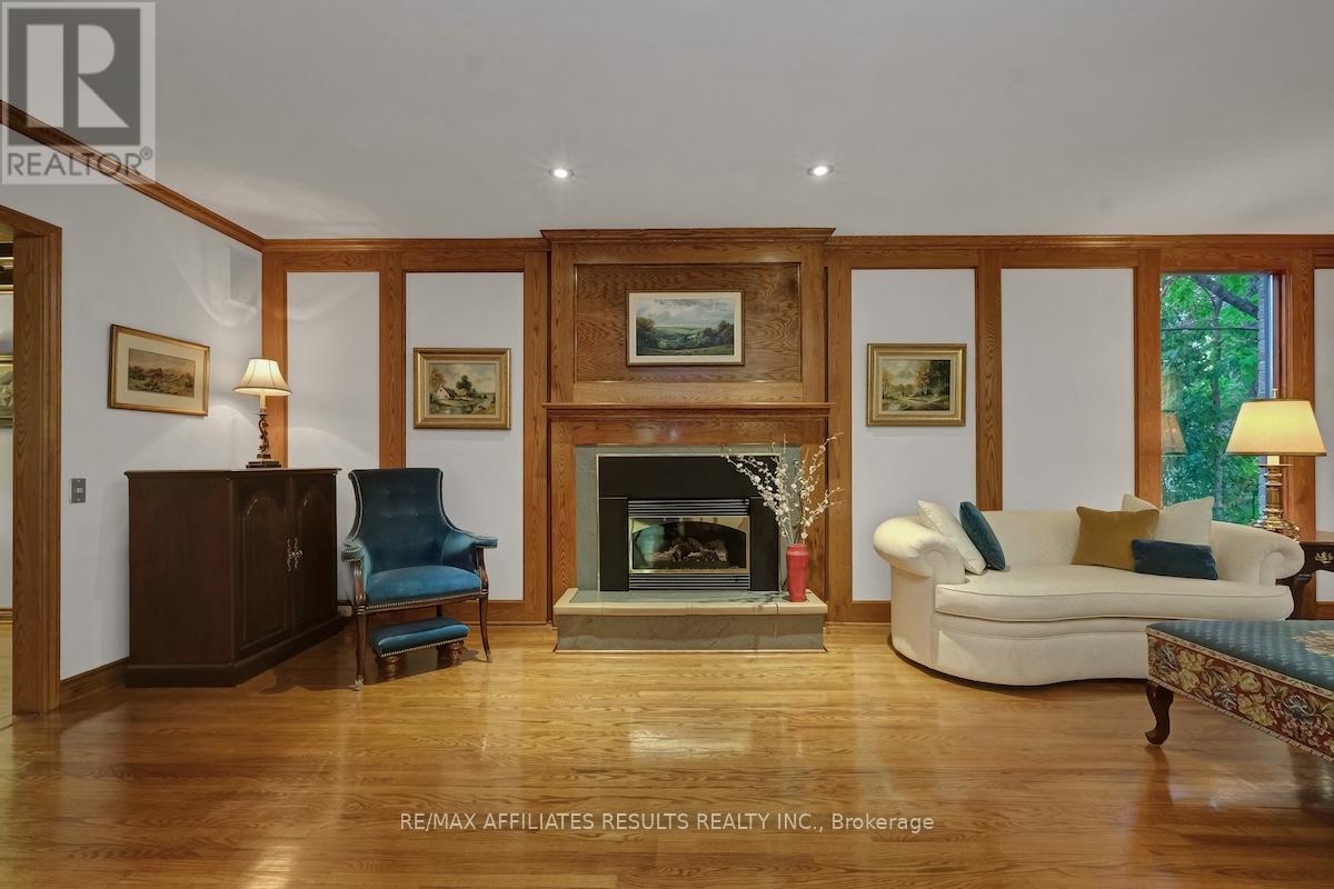 30 PENTLAND CRESCENT - 9