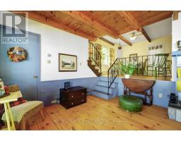 Primary Bedroom - 2130 B River Road, Mcnab/braeside, ON K0A1G0 Photo 9