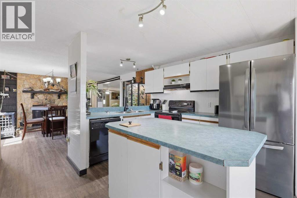 Listing photo – 27 Hearthstone Drive, Lacombe