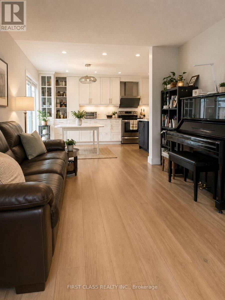 2360 CREDIT VALLEY ROAD - 25