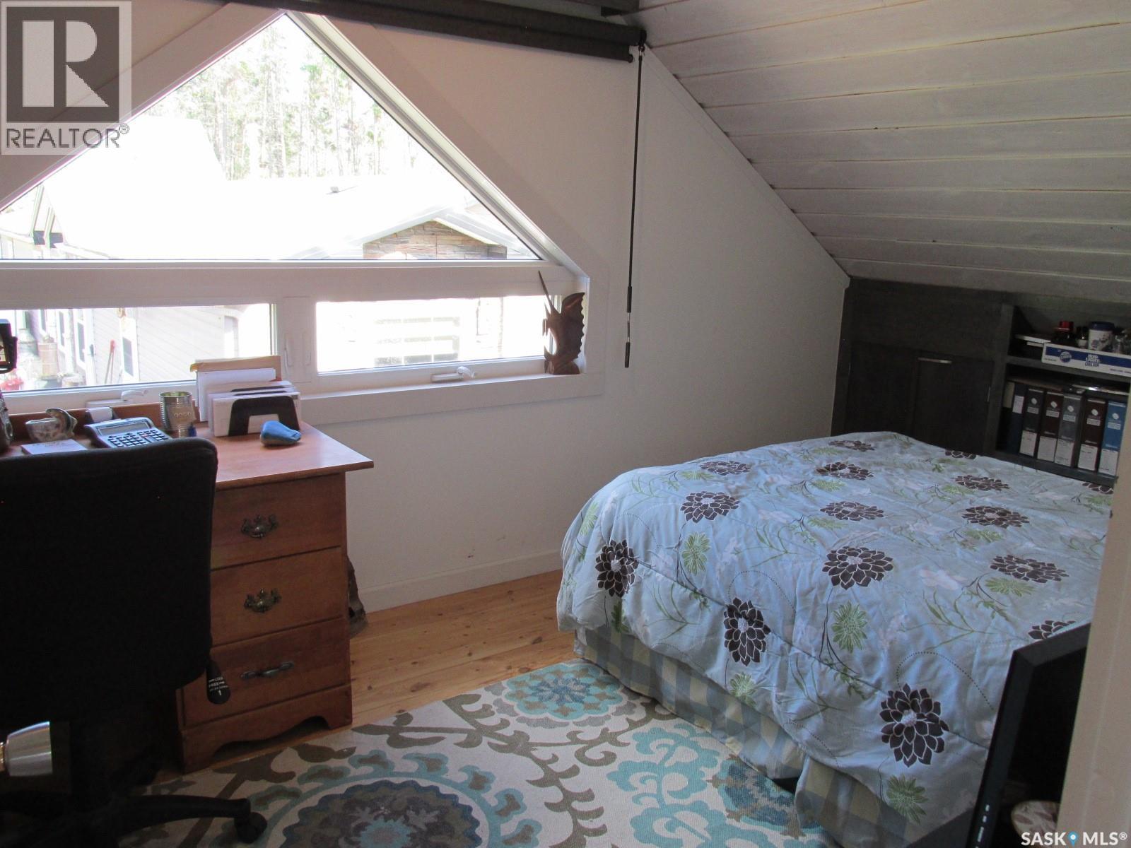 701 Pine DRIVE - 23