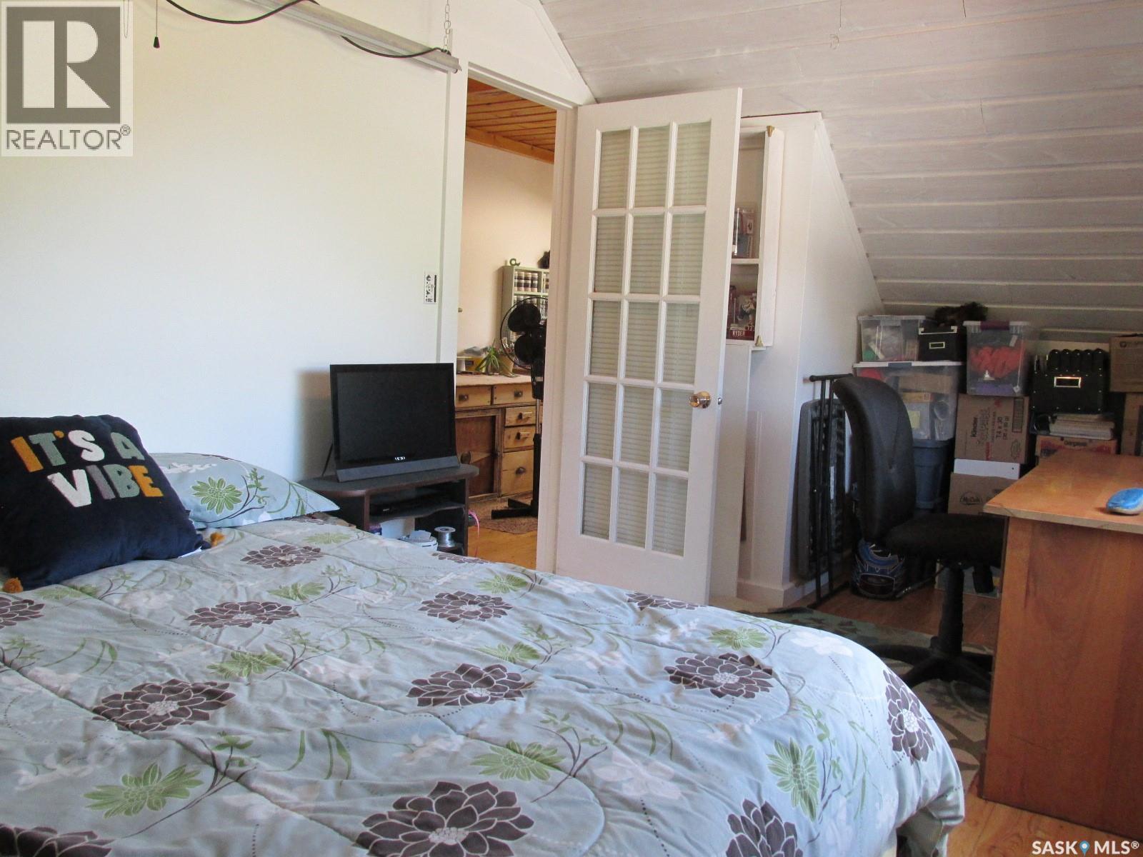 701 Pine DRIVE - 24