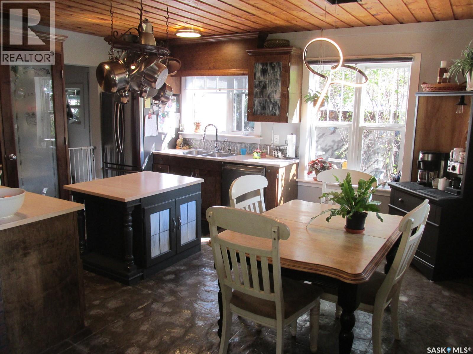 701 Pine DRIVE - 9