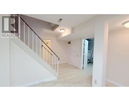 95 Pleasant View Drive, Toronto, ON M2J3R2 Photo 12
