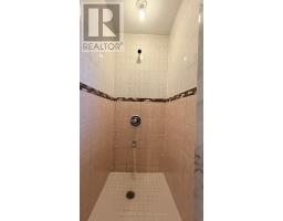 95 Pleasant View Drive, Toronto, ON M2J3R2 Photo 14