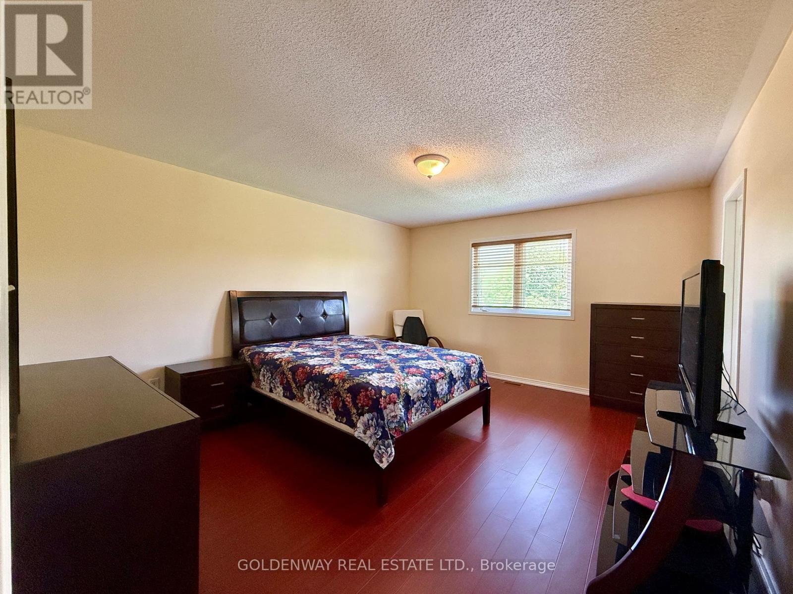 20 GREEN ASH TERRACE - 11