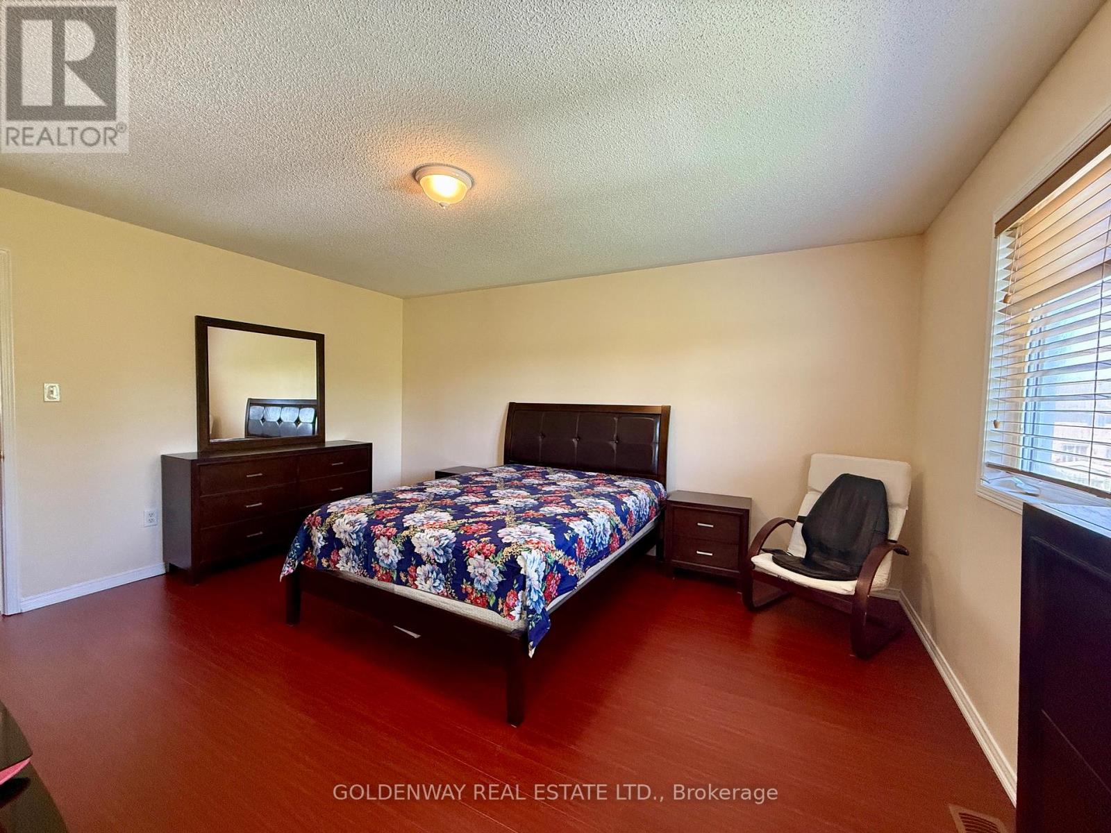 20 GREEN ASH TERRACE - 12