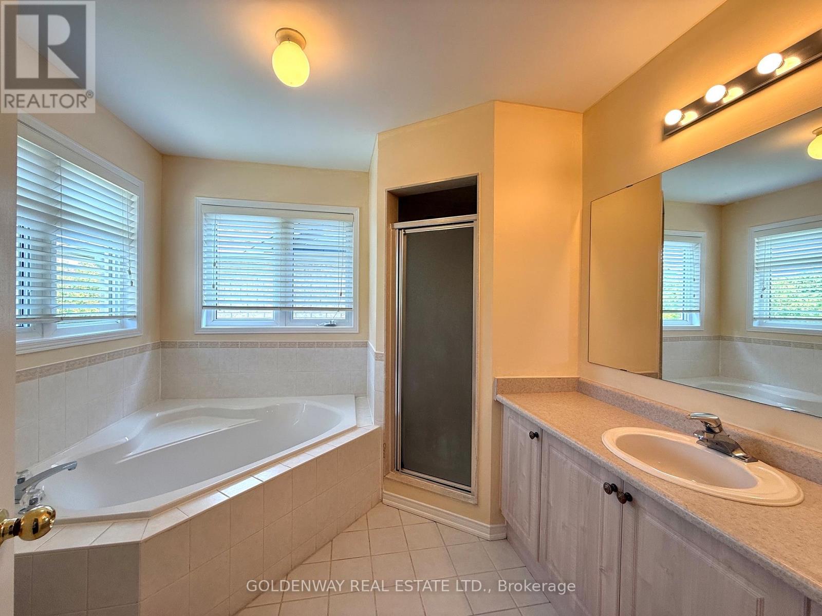 20 GREEN ASH TERRACE - 14