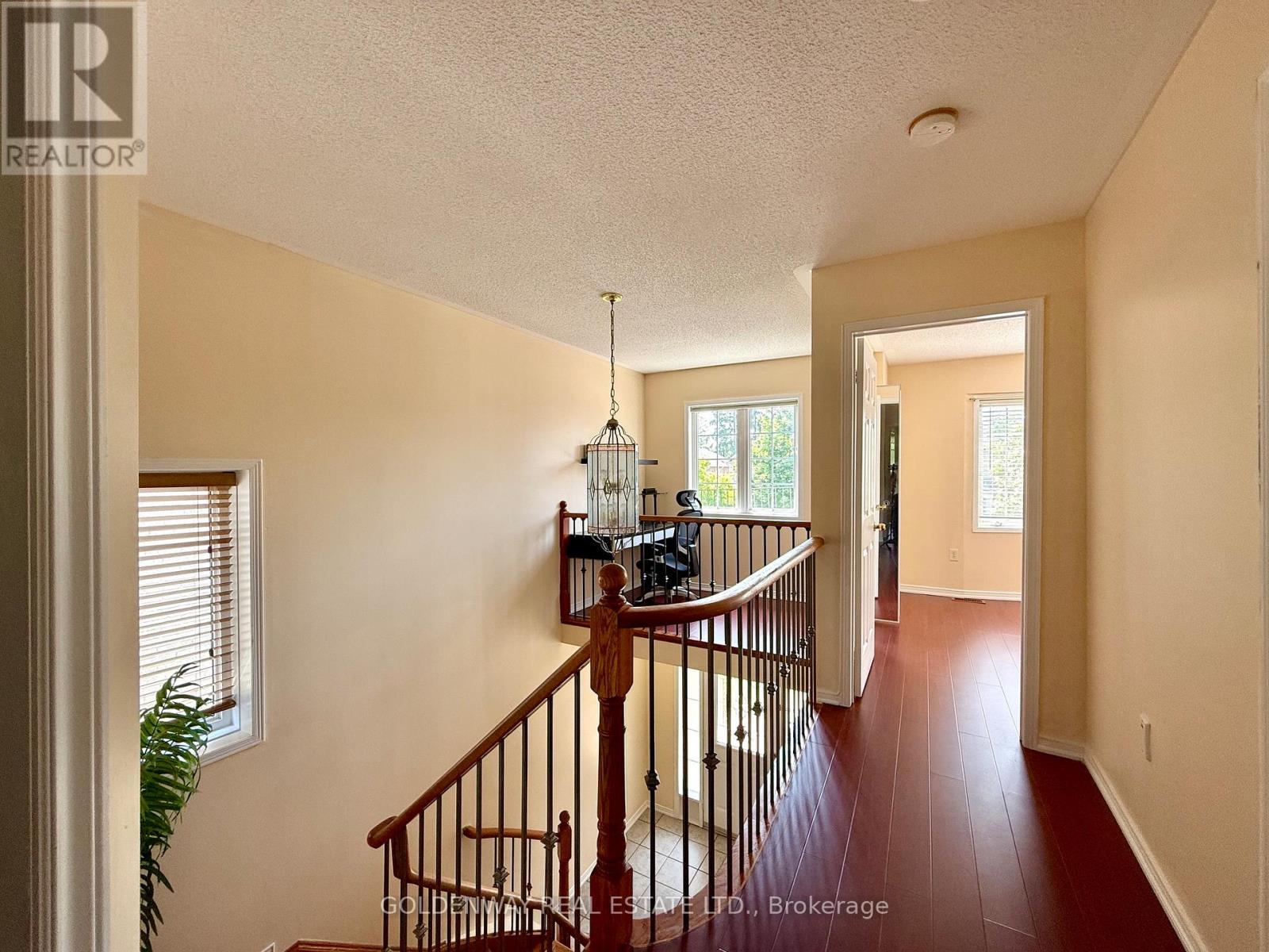 20 GREEN ASH TERRACE - 18