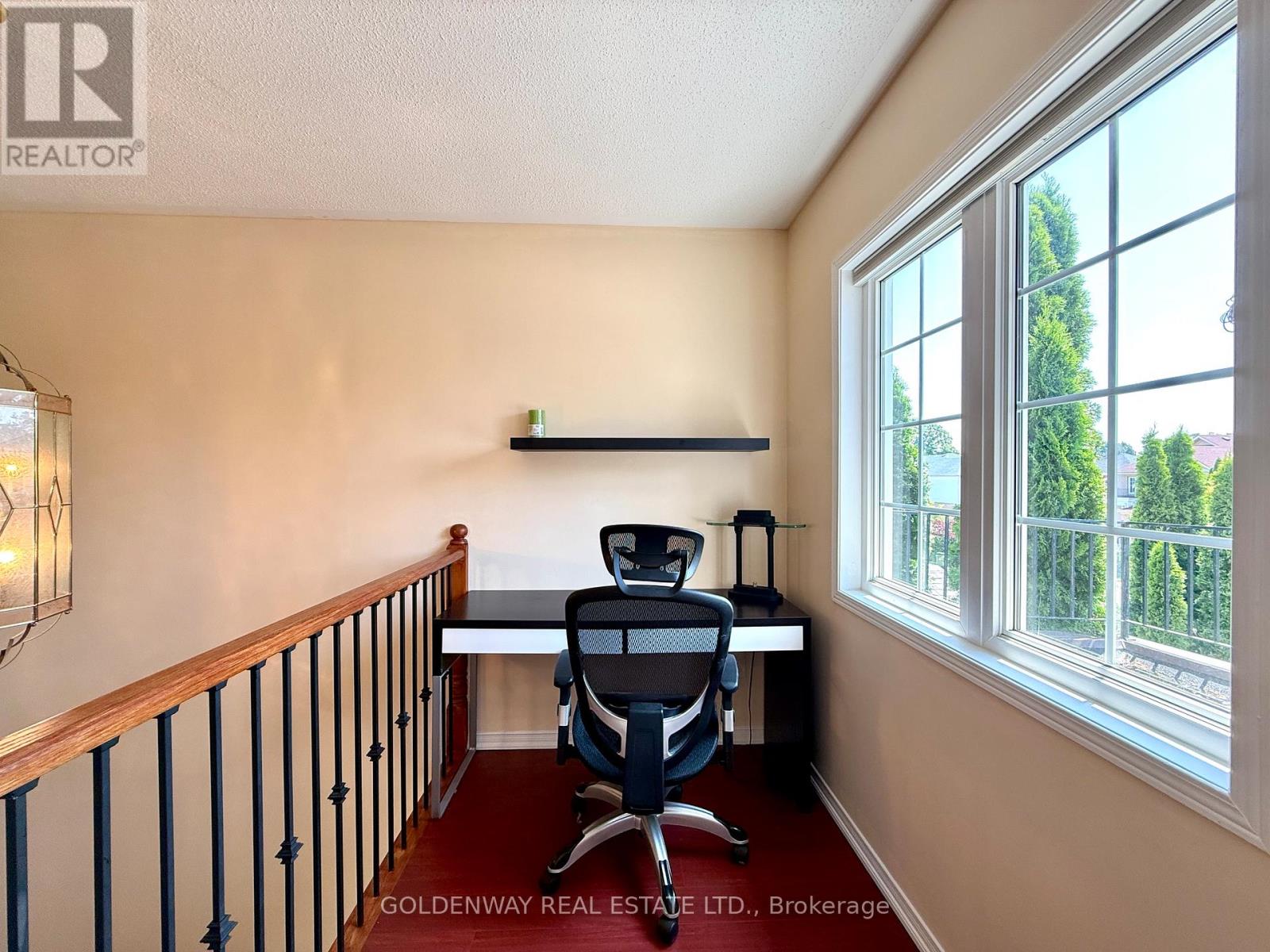 20 GREEN ASH TERRACE - 20
