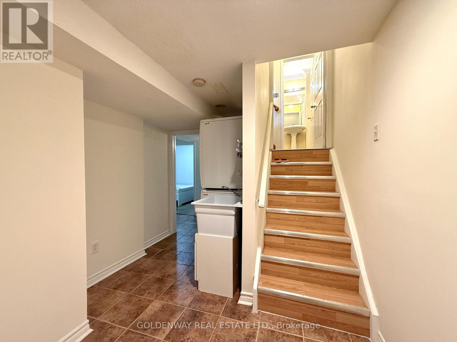 20 GREEN ASH TERRACE - 22