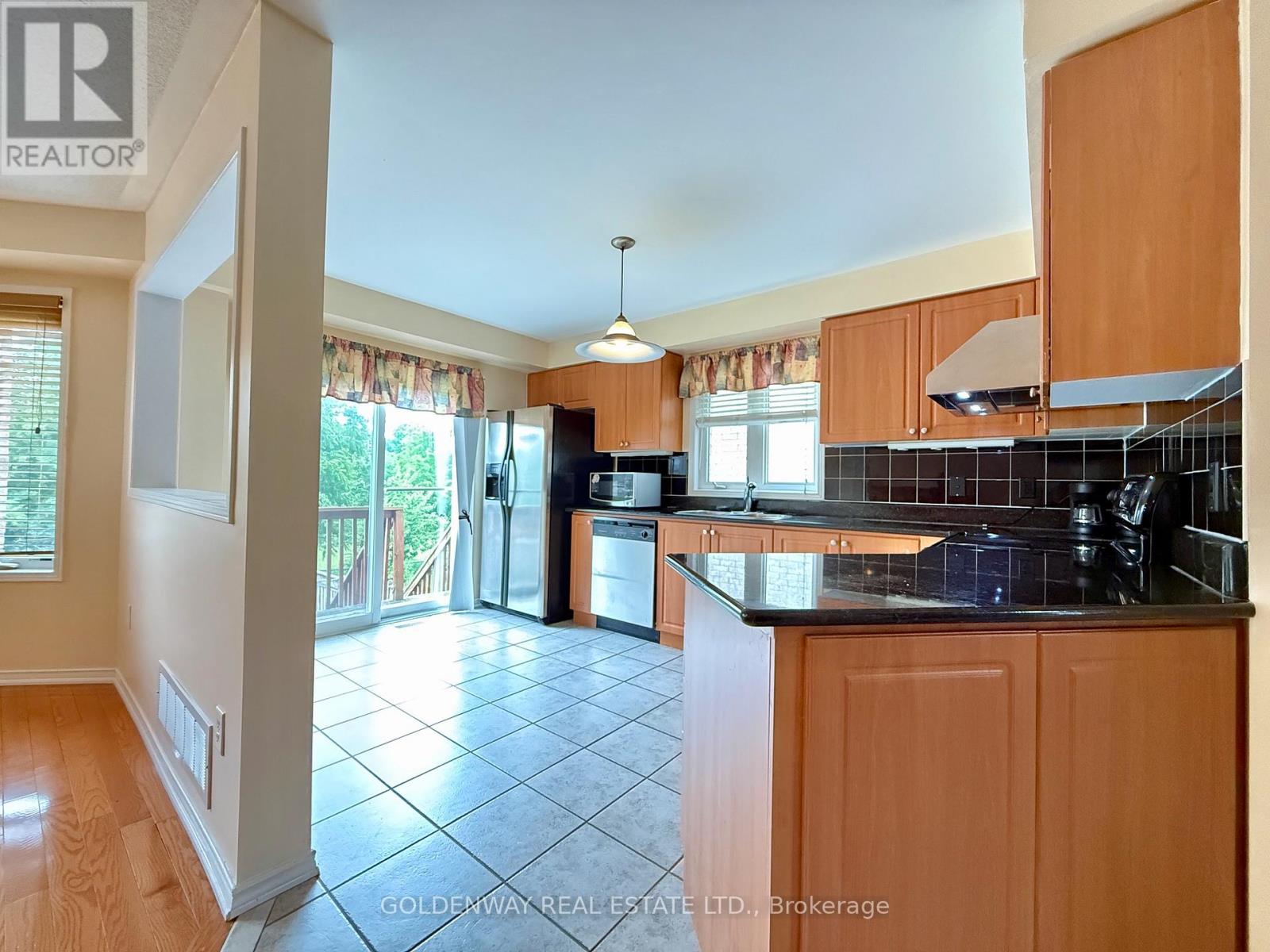 20 GREEN ASH TERRACE - 8
