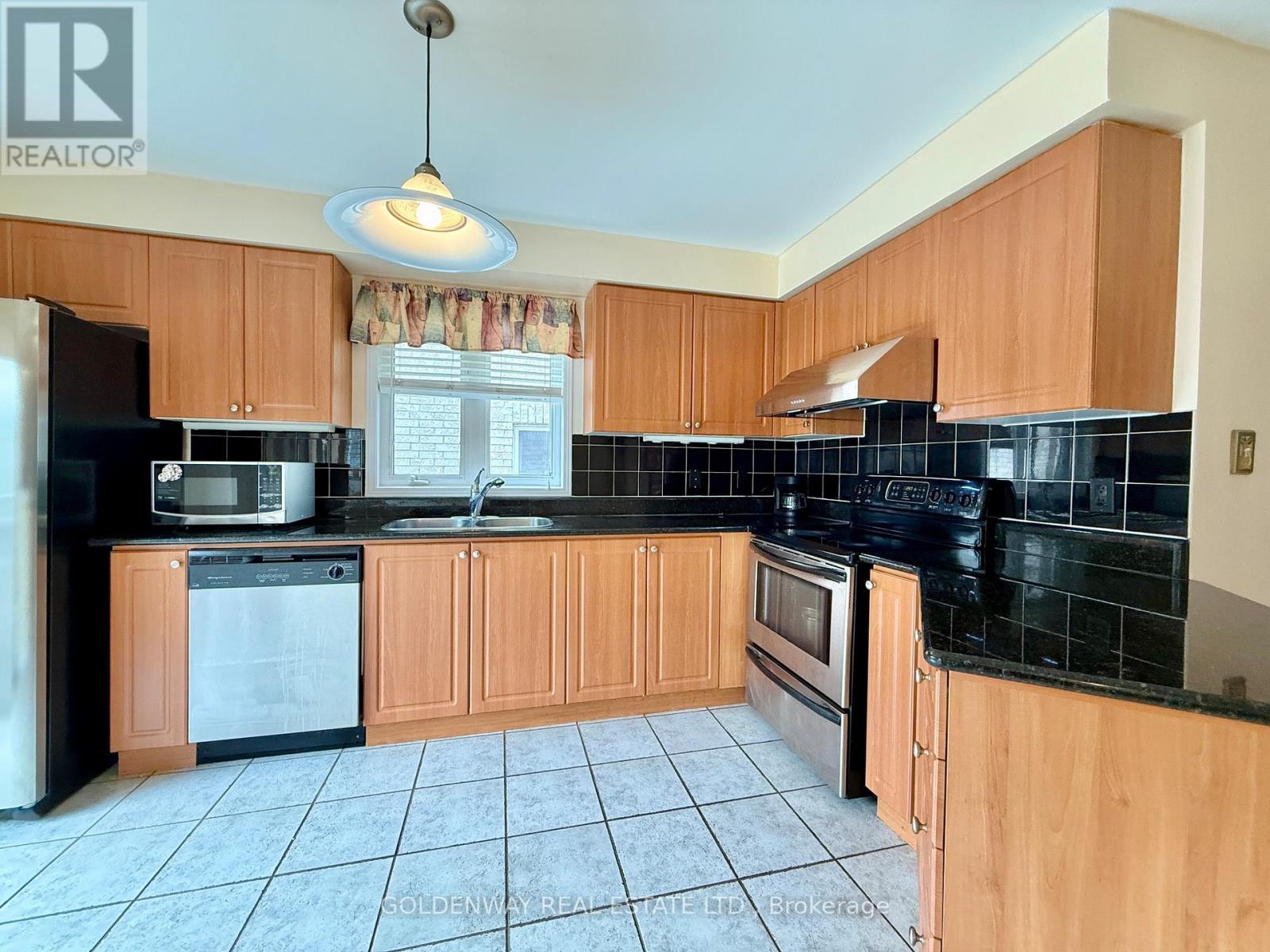20 GREEN ASH TERRACE - 9