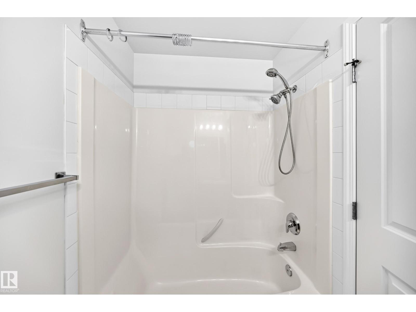 #221 11325 83 ST NW - 28