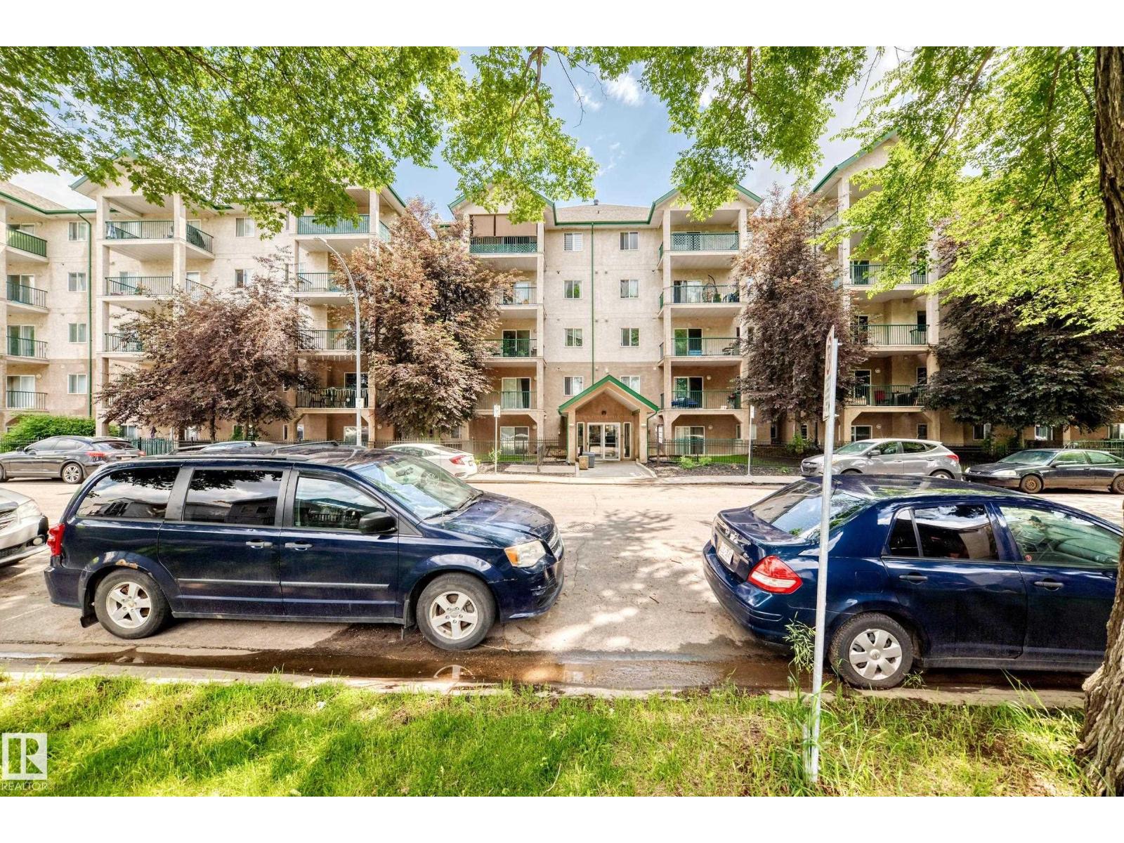 #221 11325 83 ST NW - 3
