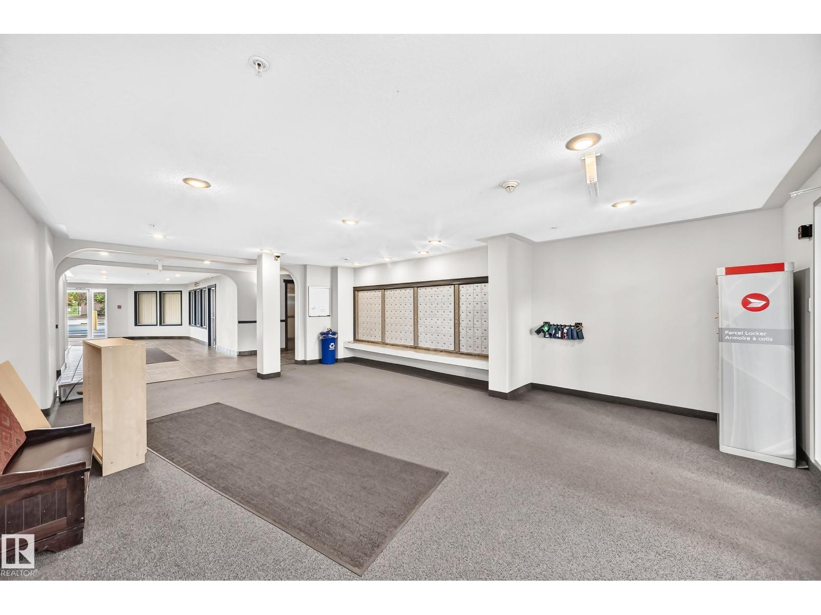 #221 11325 83 ST NW - 39