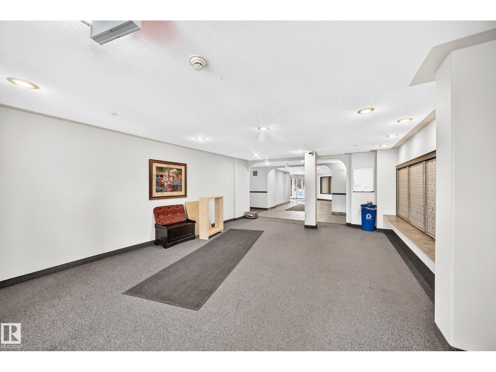 #221 11325 83 ST NW - 40