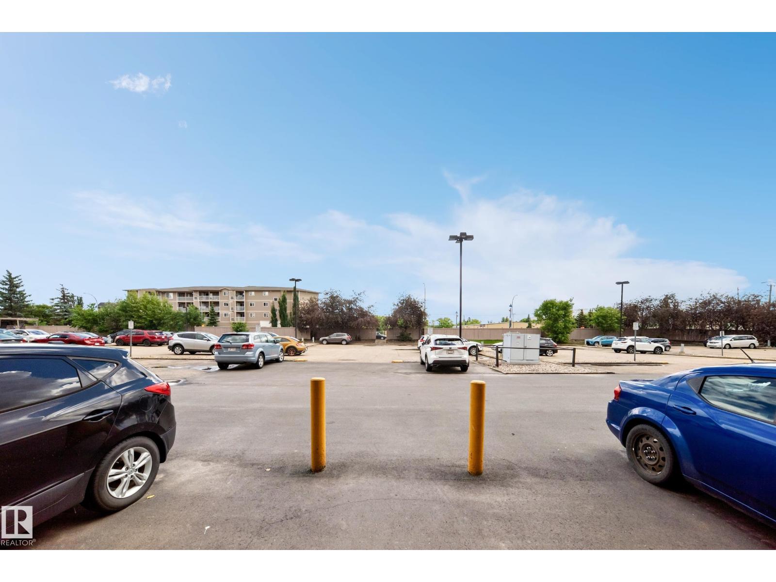 #221 11325 83 ST NW - 42