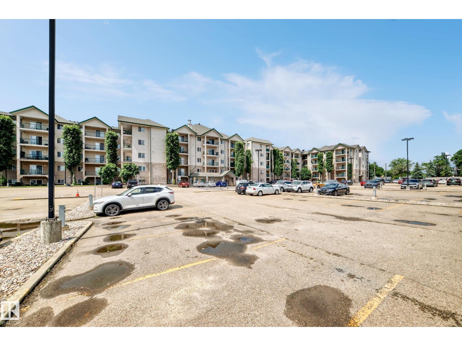 #221 11325 83 ST NW - 43