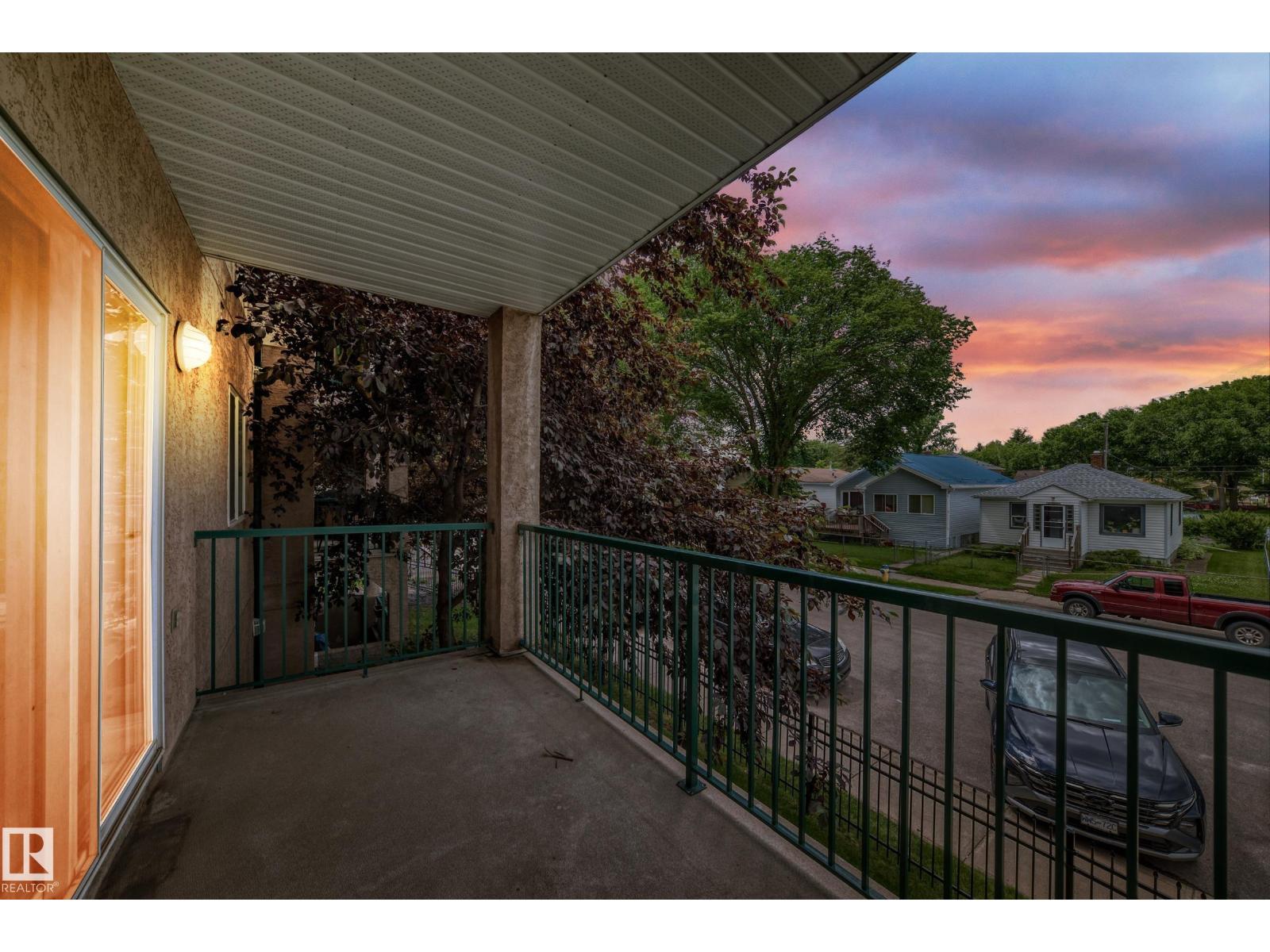 #221 11325 83 ST NW - 51