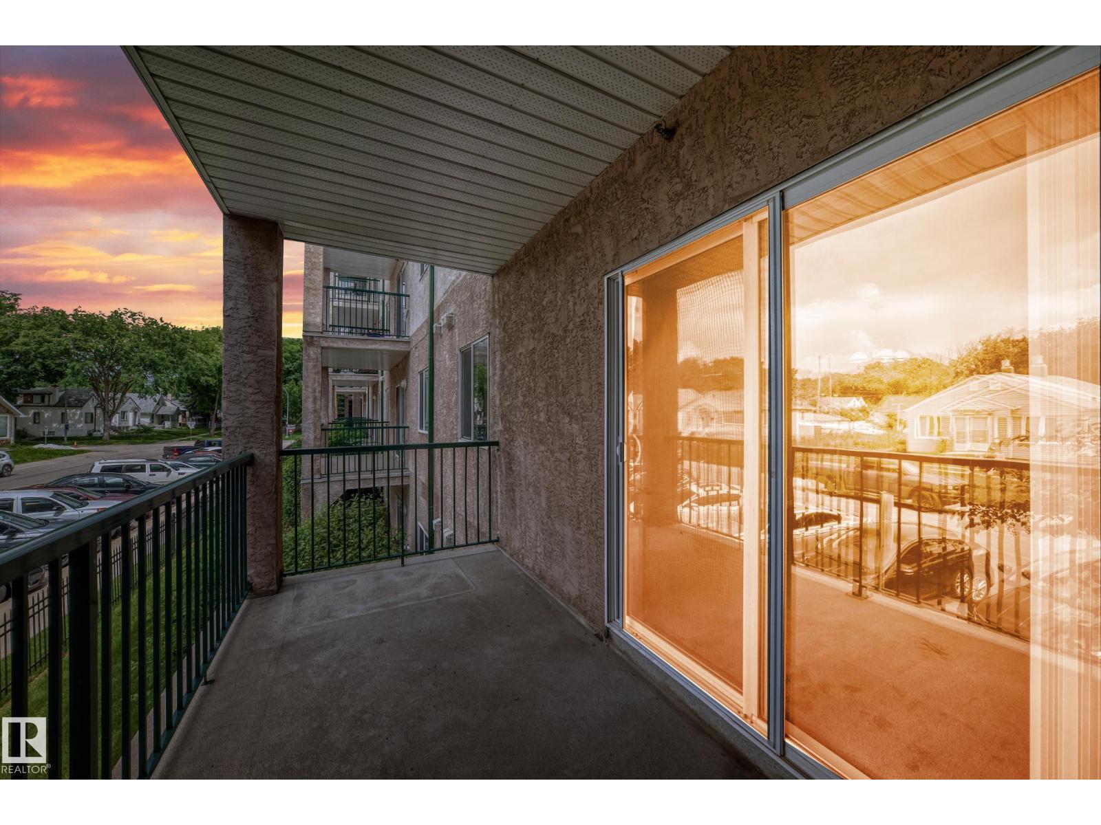 #221 11325 83 ST NW - 53