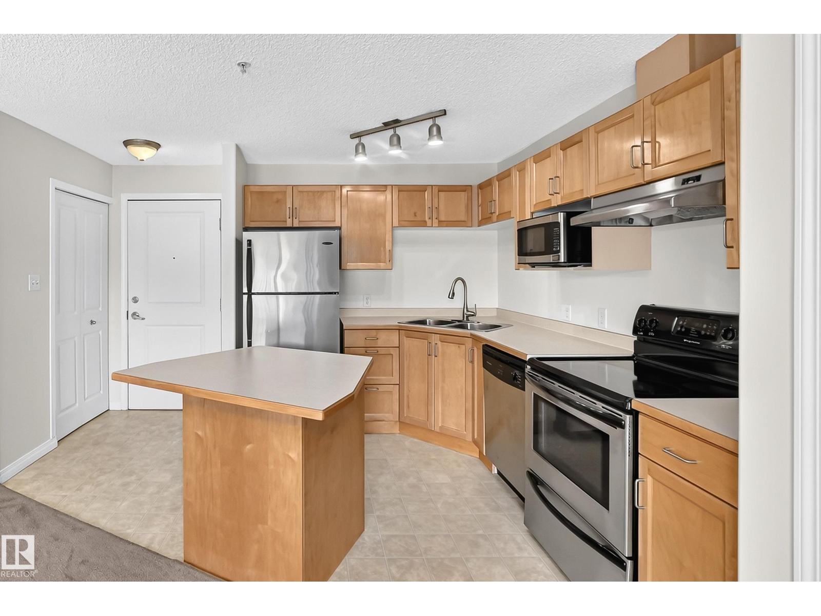 #221 11325 83 ST NW - 7