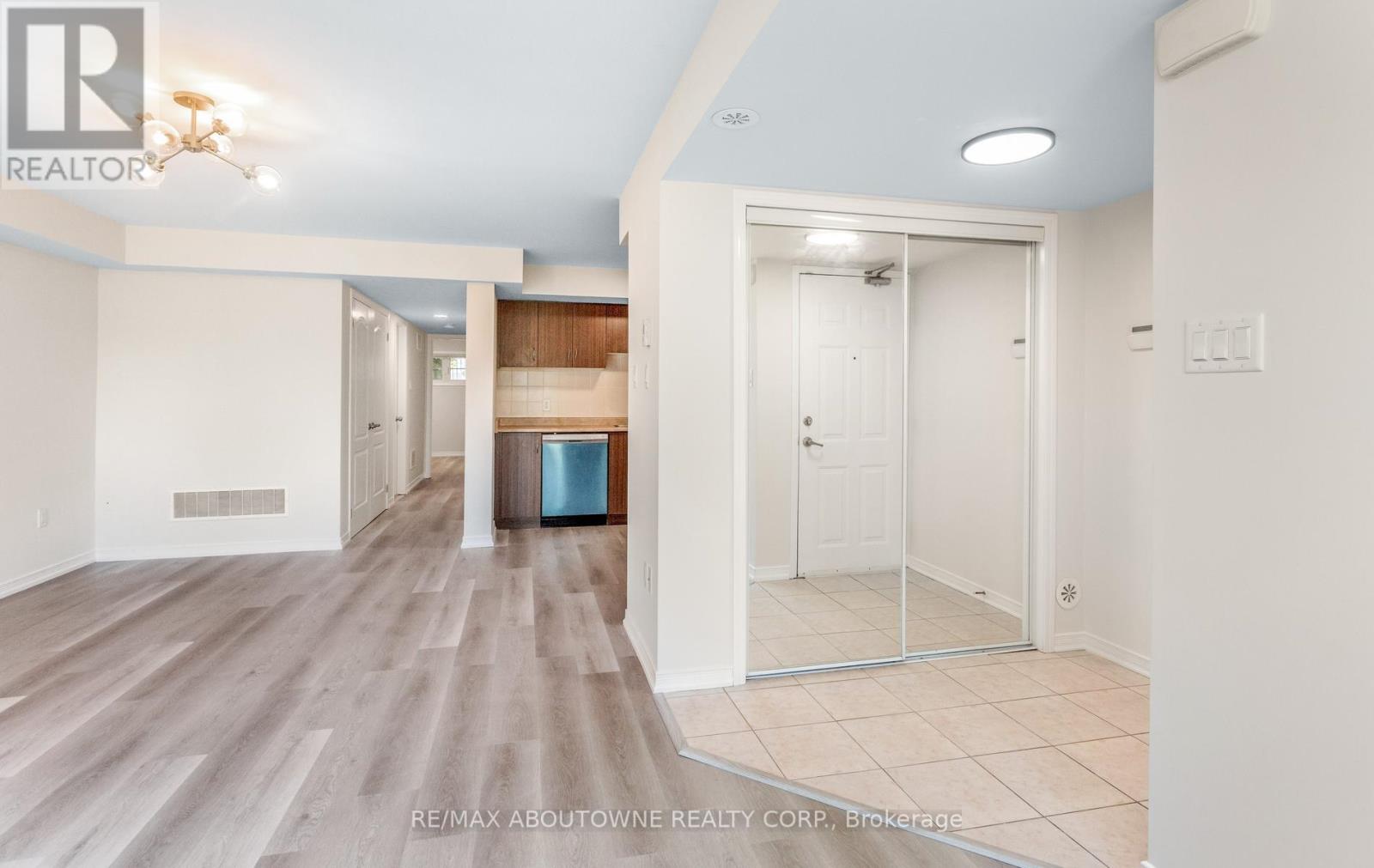 #1 2441 GREENWICH DRIVE - 19