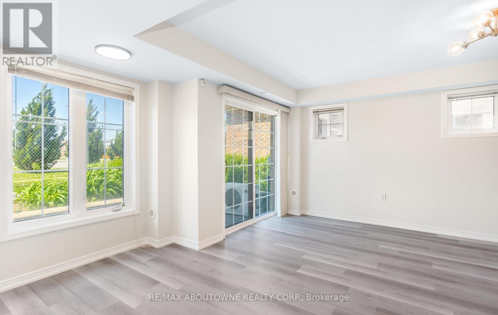 #1 2441 GREENWICH DRIVE - 17