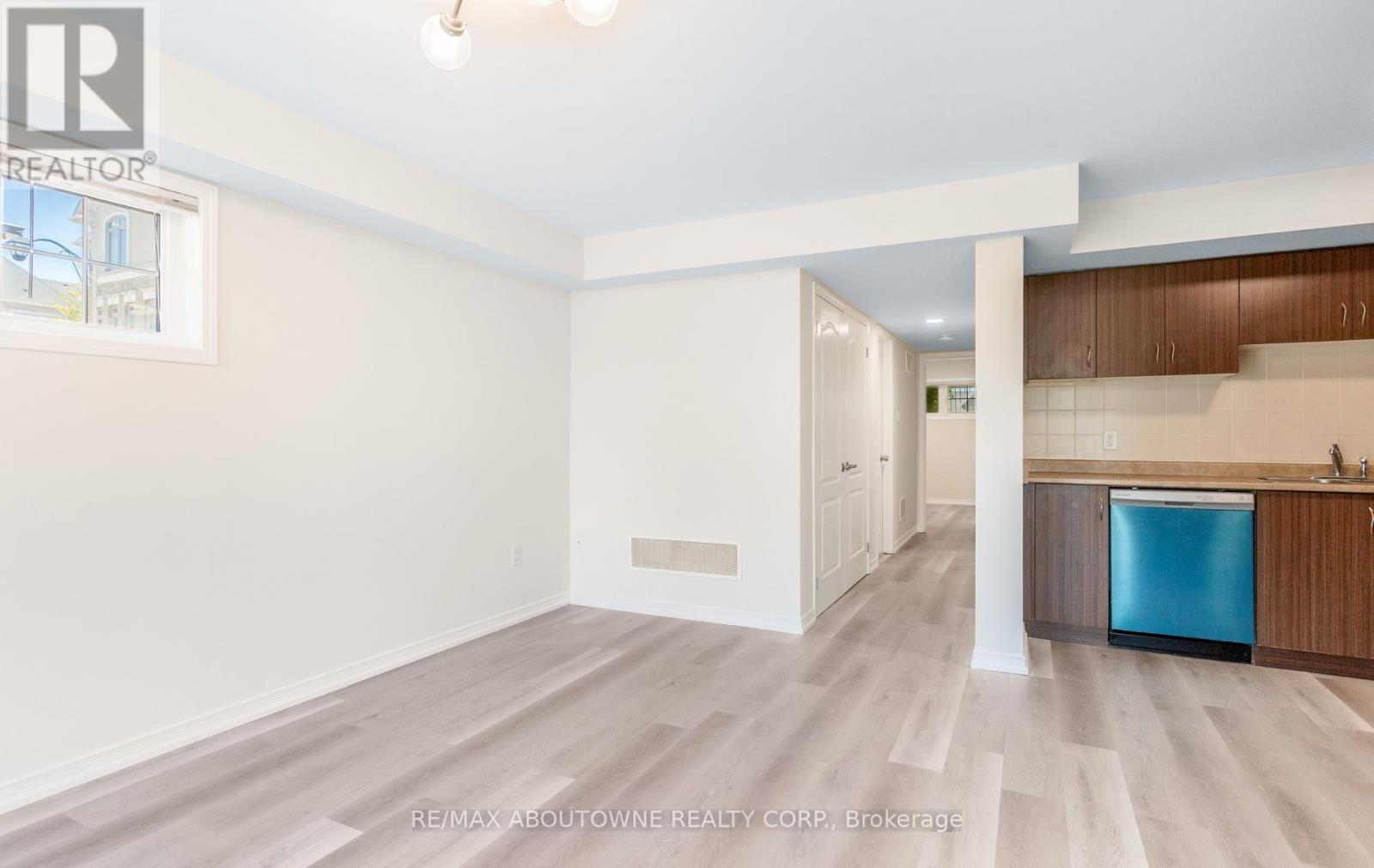 #1 2441 GREENWICH DRIVE - 23