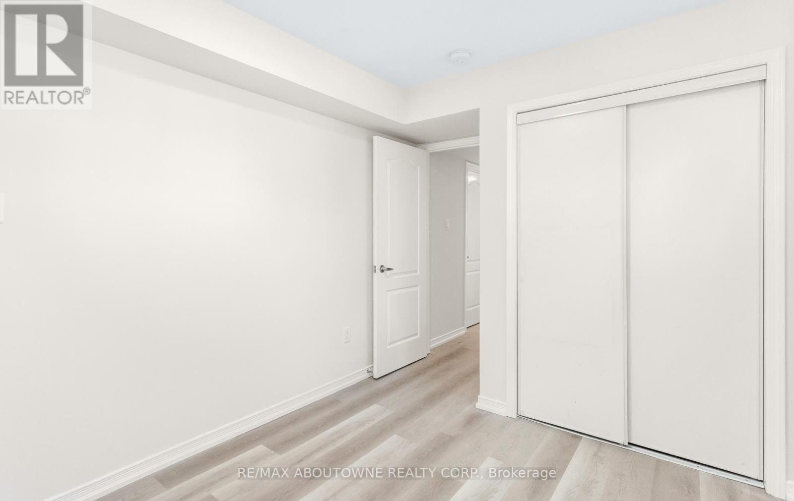 #1 2441 GREENWICH DRIVE - 33