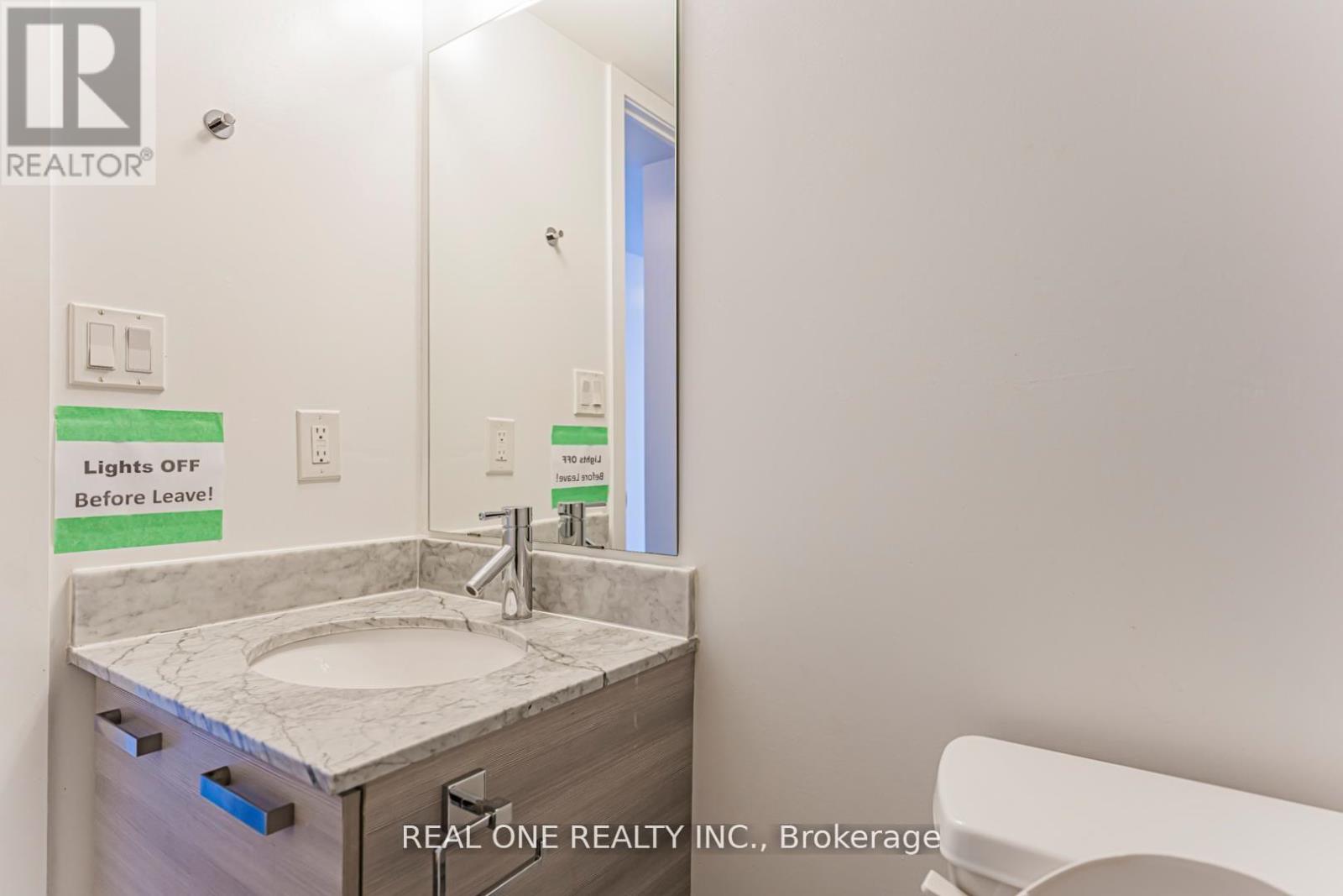 #846 68 ABELL STREET - 16