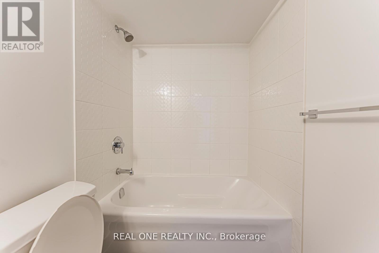 #846 68 ABELL STREET - 17