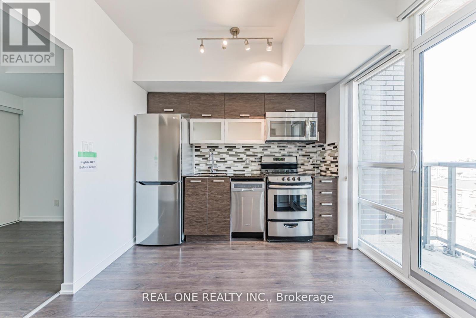 #846 68 ABELL STREET - 9