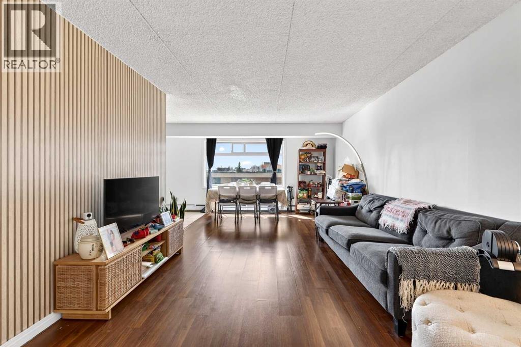 #603 128 15 Avenue SW - 5