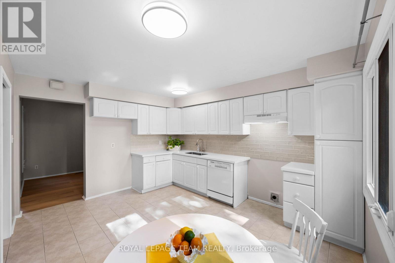 3 Bed, 6 Bath House for Sale in Ottawa – 16 – 280 MCCLELLAN ROAD, Ottawa – MLS# X13504392 - Image 11