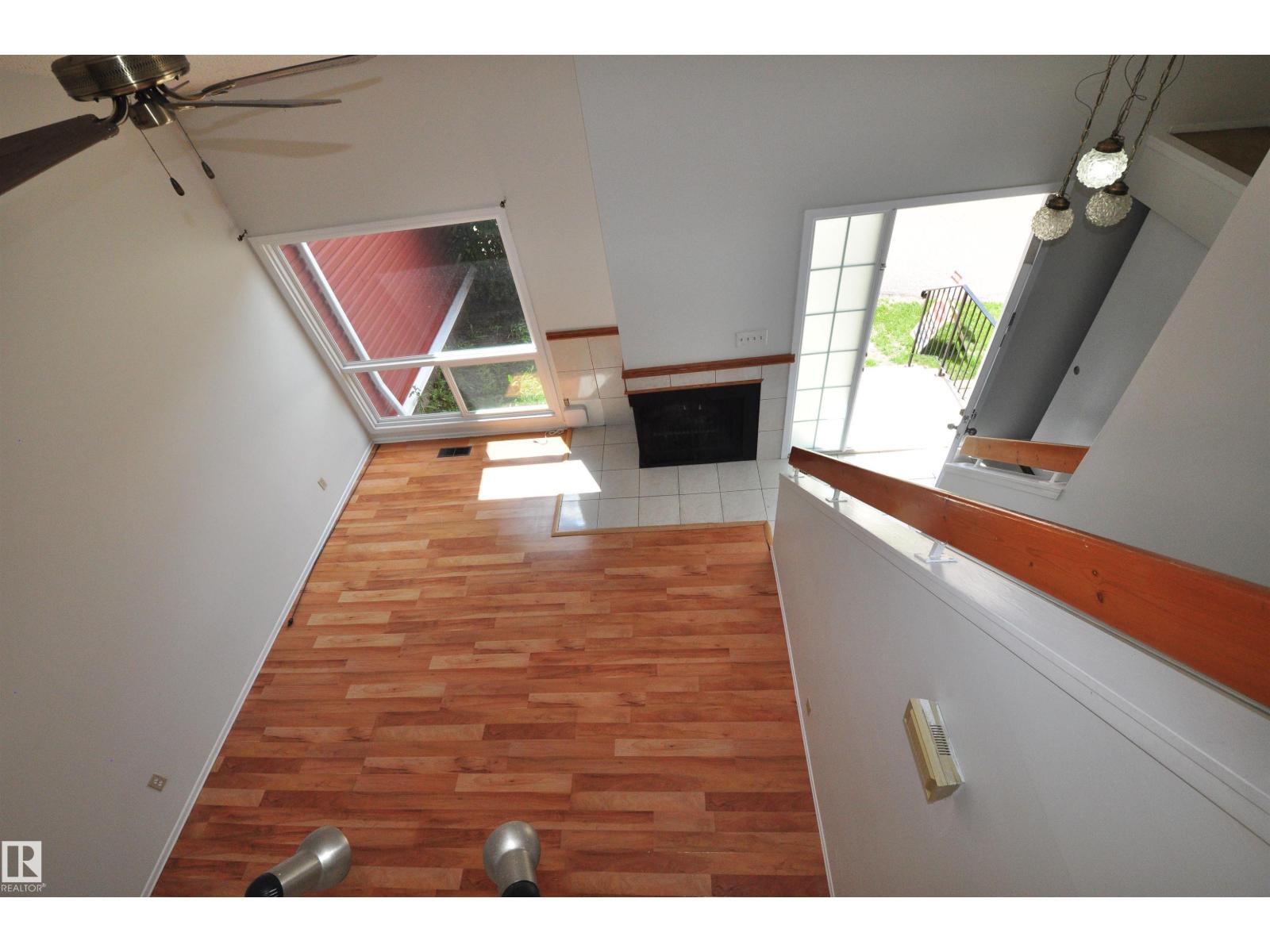 617 MILLBOURNE RD E NW - 10