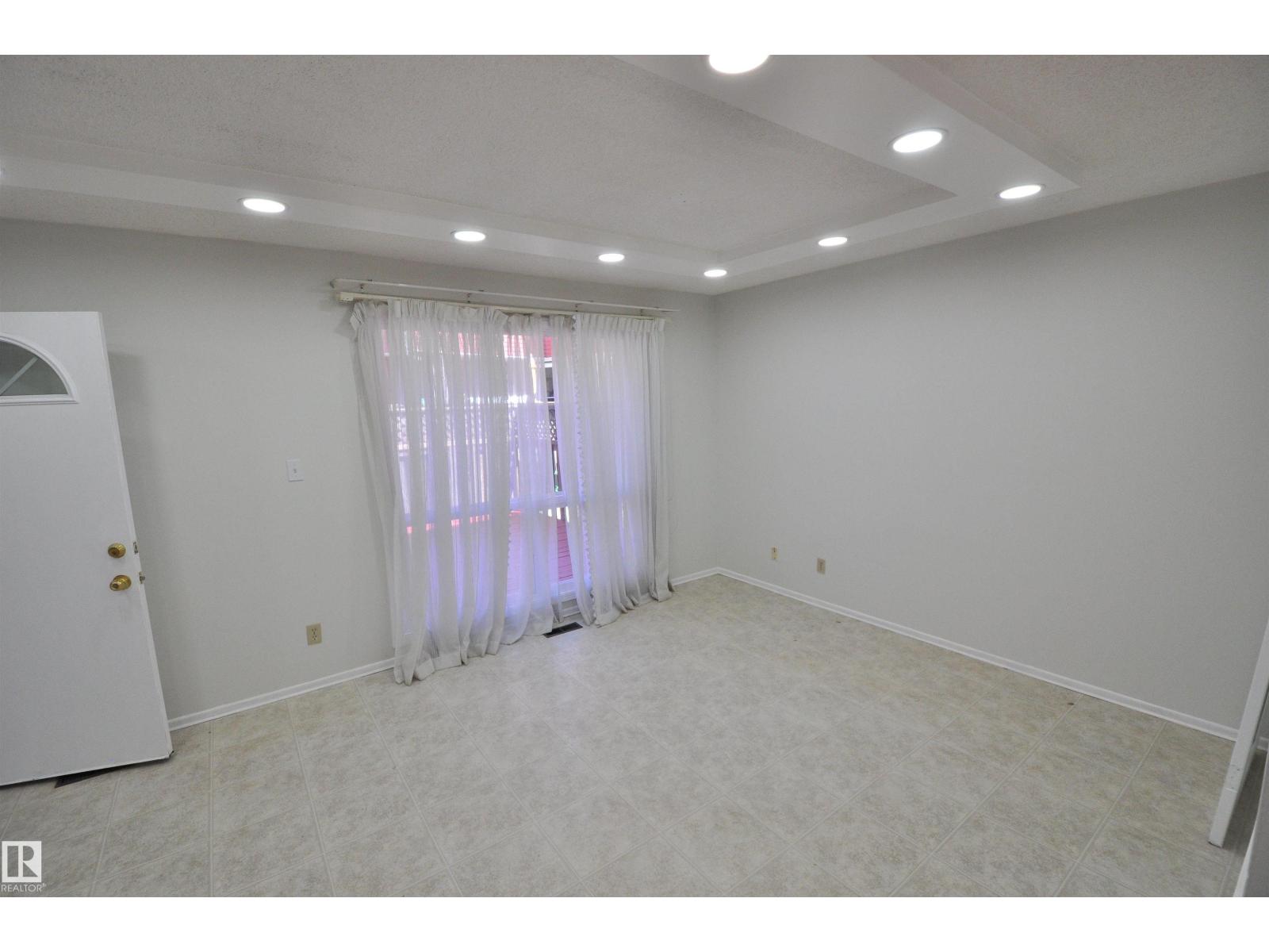 617 MILLBOURNE RD E NW - 12