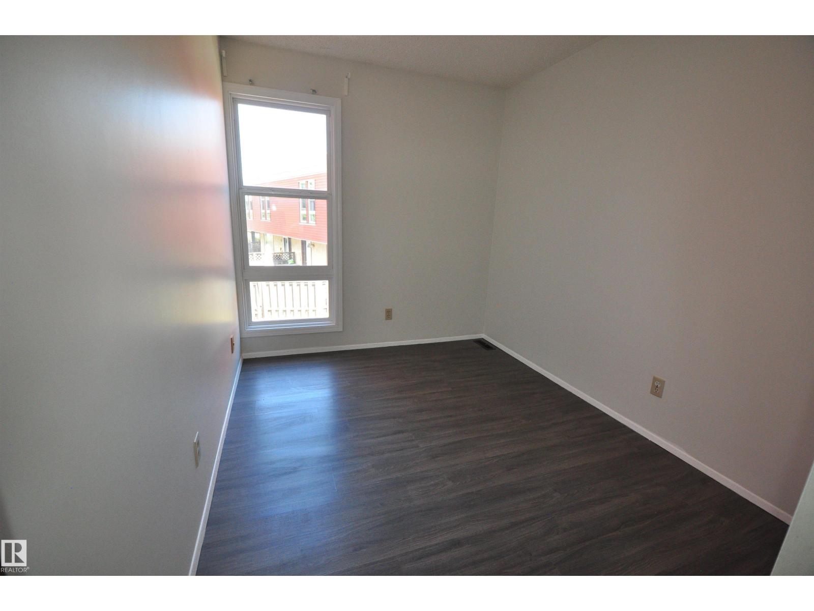 617 MILLBOURNE RD E NW - 18