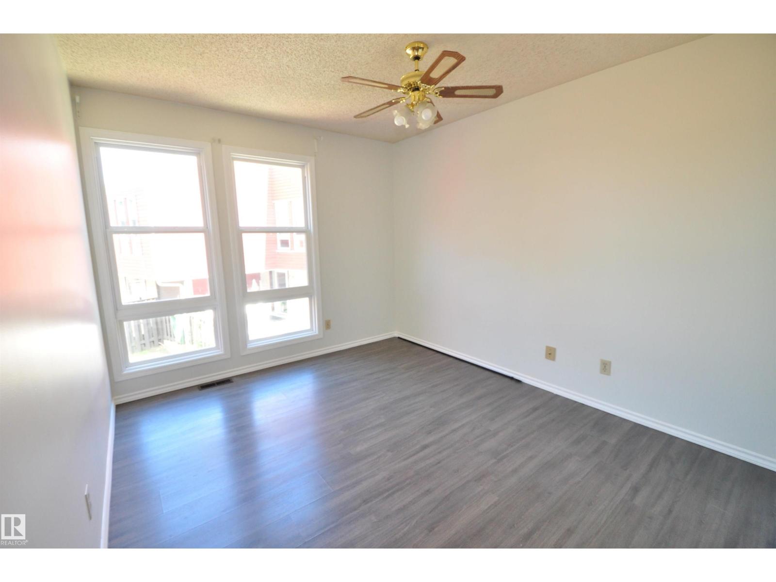 617 MILLBOURNE RD E NW - 19