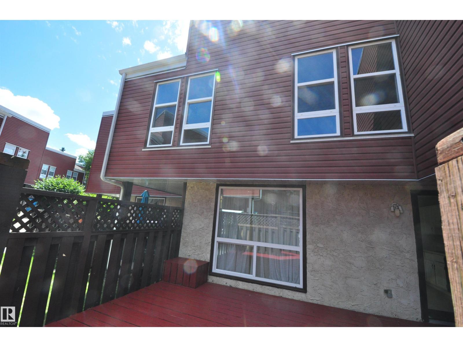 617 MILLBOURNE RD E NW - 29