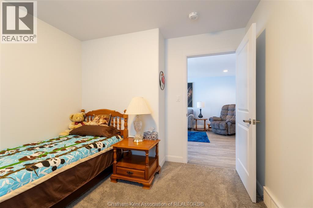 105 Moonstone CRESCENT - 14