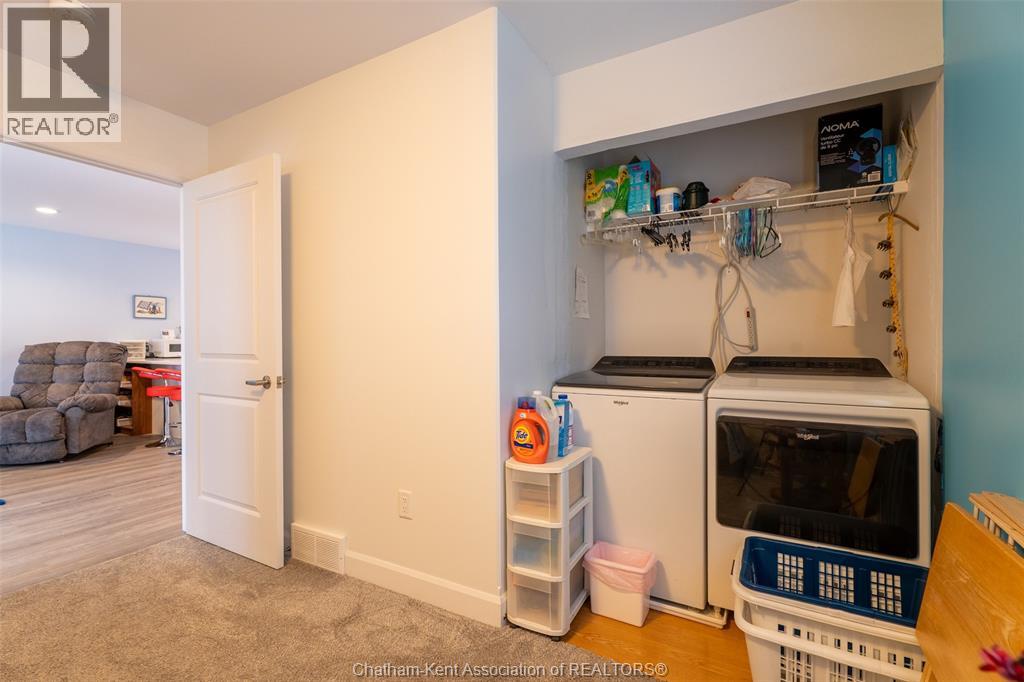 105 Moonstone CRESCENT - 17