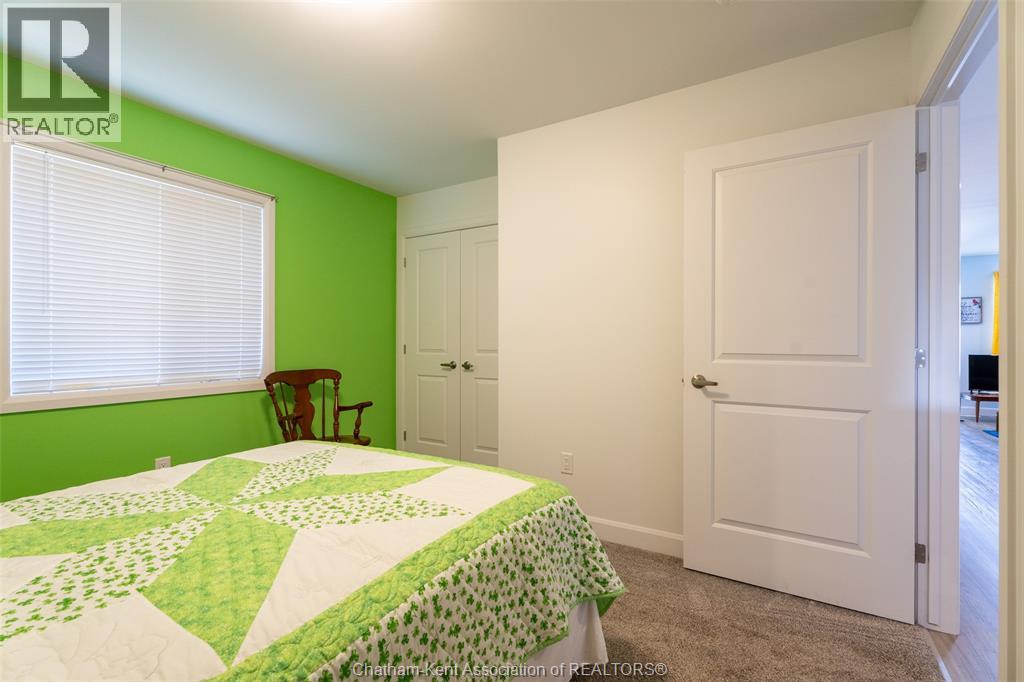 105 Moonstone CRESCENT - 19