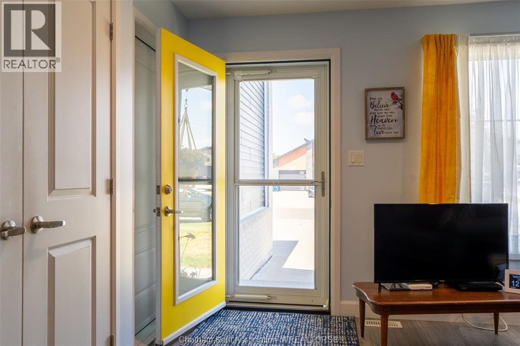 105 Moonstone CRESCENT - 4