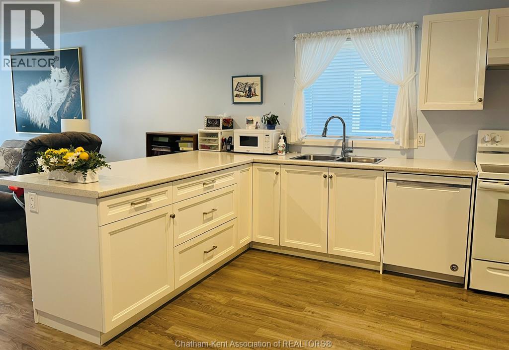 105 Moonstone CRESCENT - 9